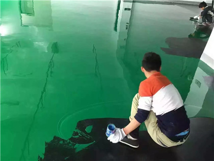 泸水下面给你一份环氧地坪漆施工的完整流程